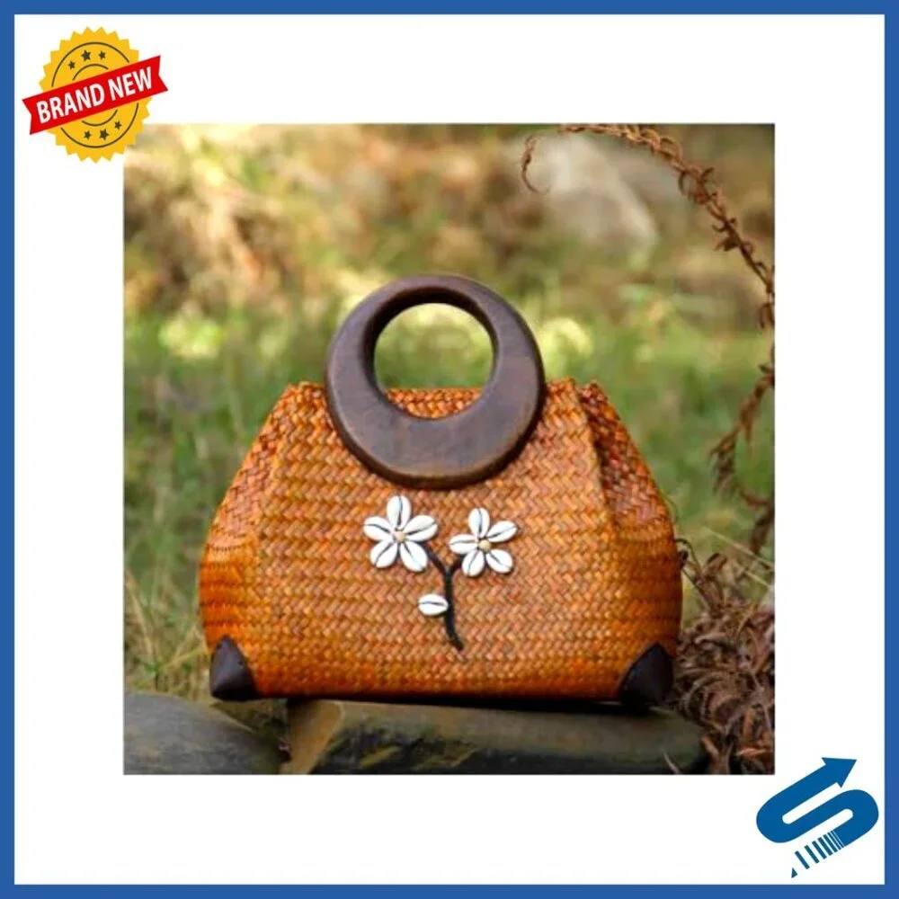 Hand-woven Rattan Tote Boho Wooden Handle Beach Bag Retro Elegant Travel